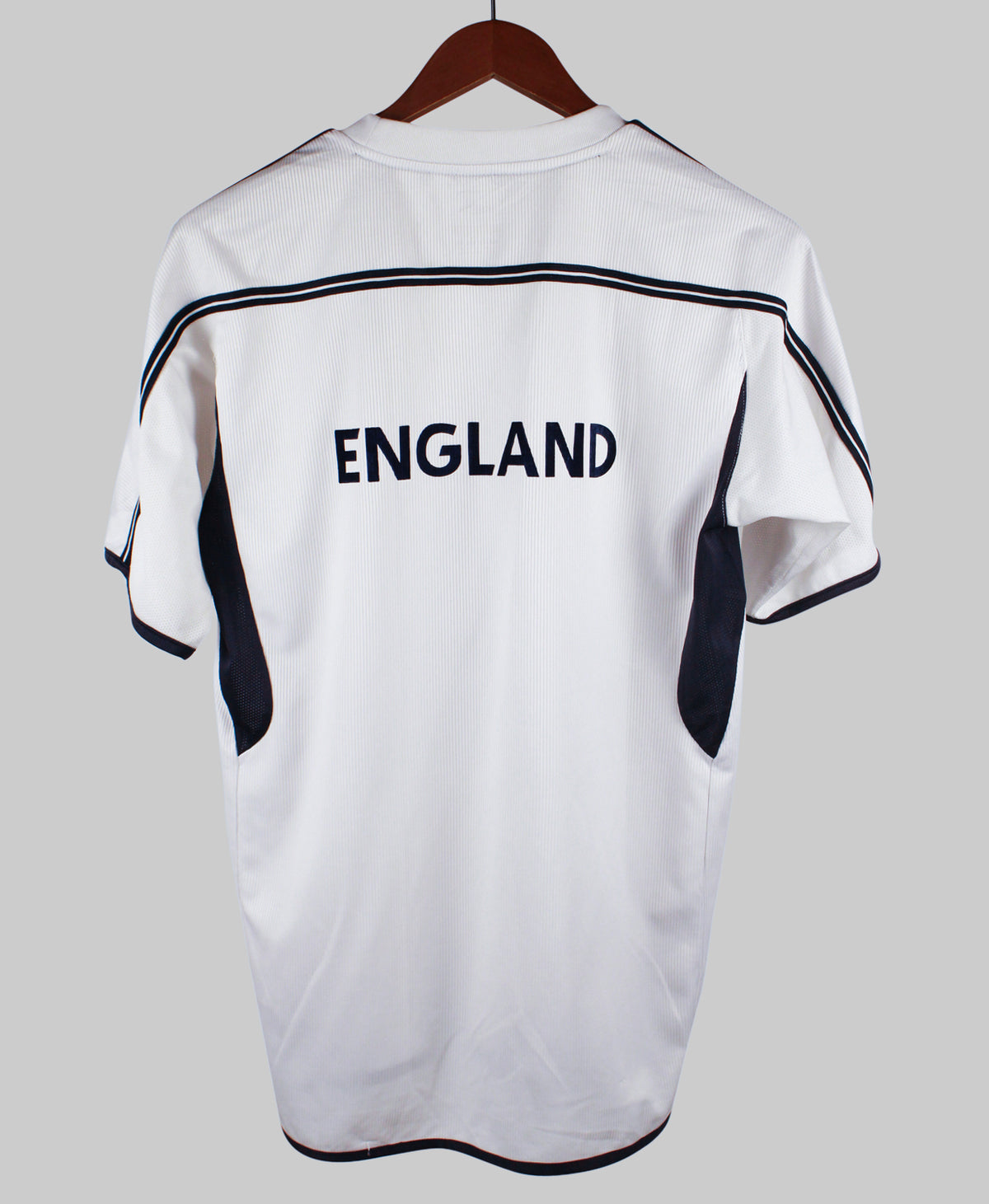 England 2001-02  Trainer Kit (M)