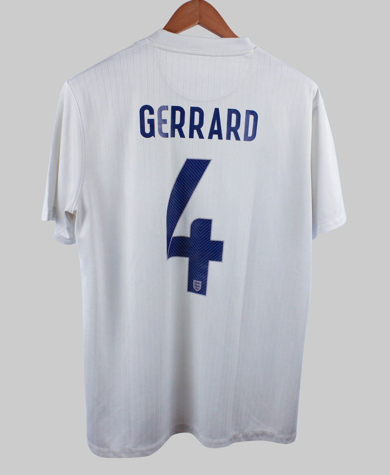 England 2014 Gerrard Home Kit (L)