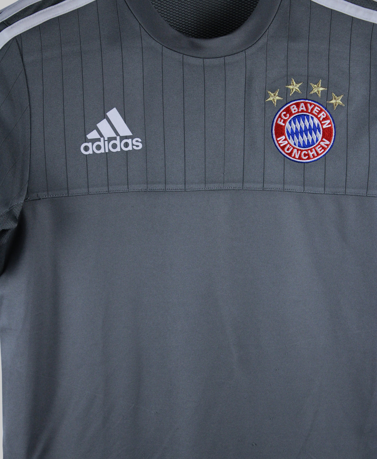 Bayern Munich 2015-16  Trainer Kit (XS)