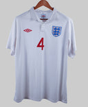 England 2010 Gerrard Home Kit (L)