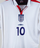England 2005-06 Owen Home Kit  (L)