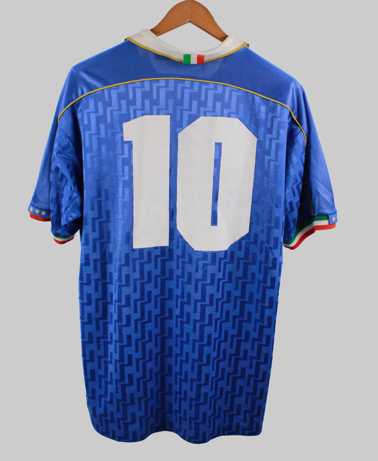 Italy 1995 Home jersey