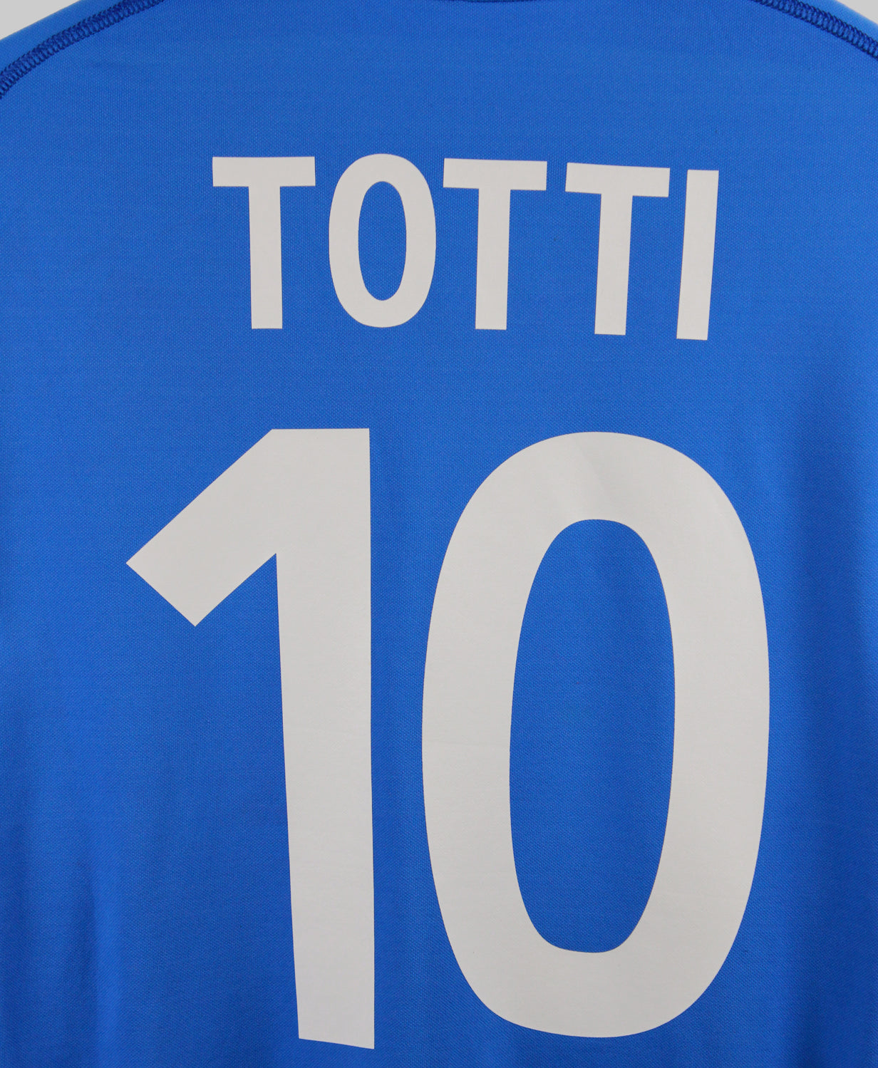 Italy 2002 Totti Home jersey