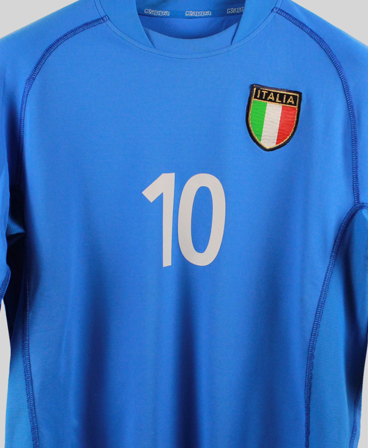 Italy 2002 Totti Home jersey