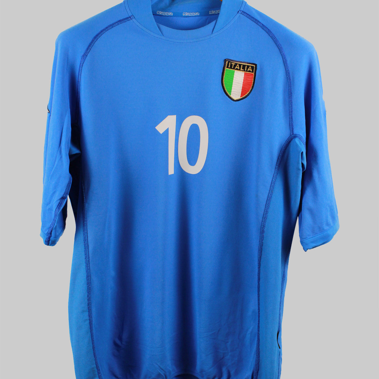 Italy 2002 Totti Home jersey