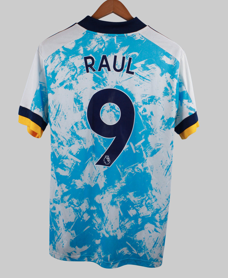 Wolves 2020-21 Raul Away Kit (L)