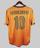 Barcelona 2006-07 Ronaldinho Away Kit (L)