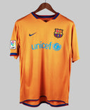 Barcelona 2006-07 Ronaldinho Away Kit (L)