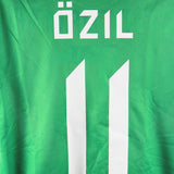 Werder Bremen 2010-11 Ozil Home Kit (M)