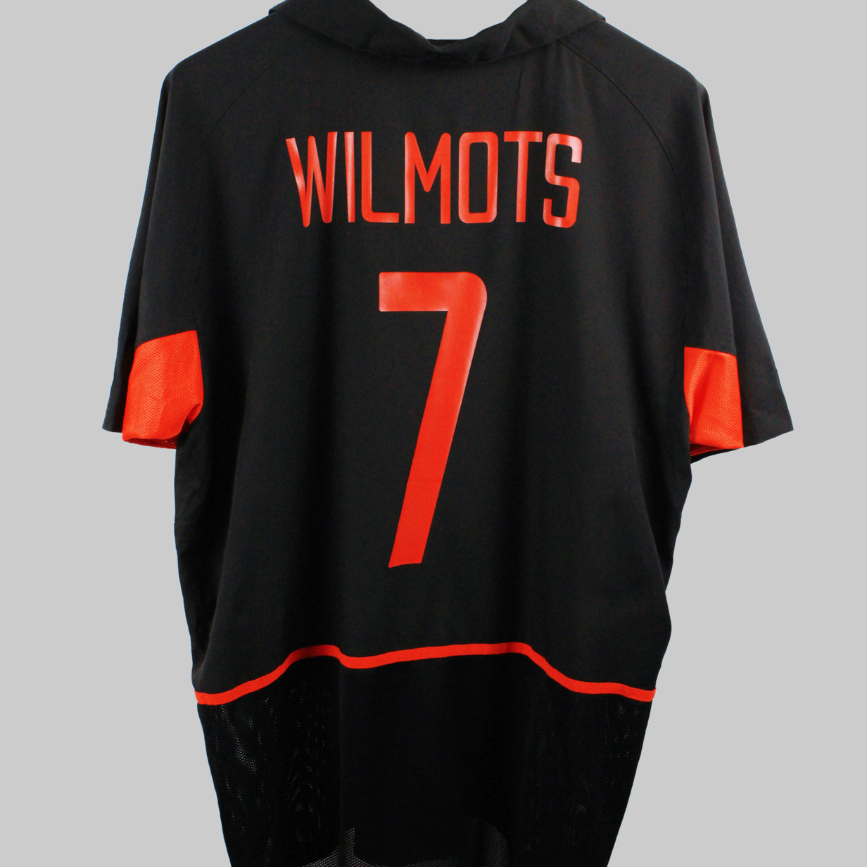 Belgium 2002-03 Wilmots Away Kit  (XL)