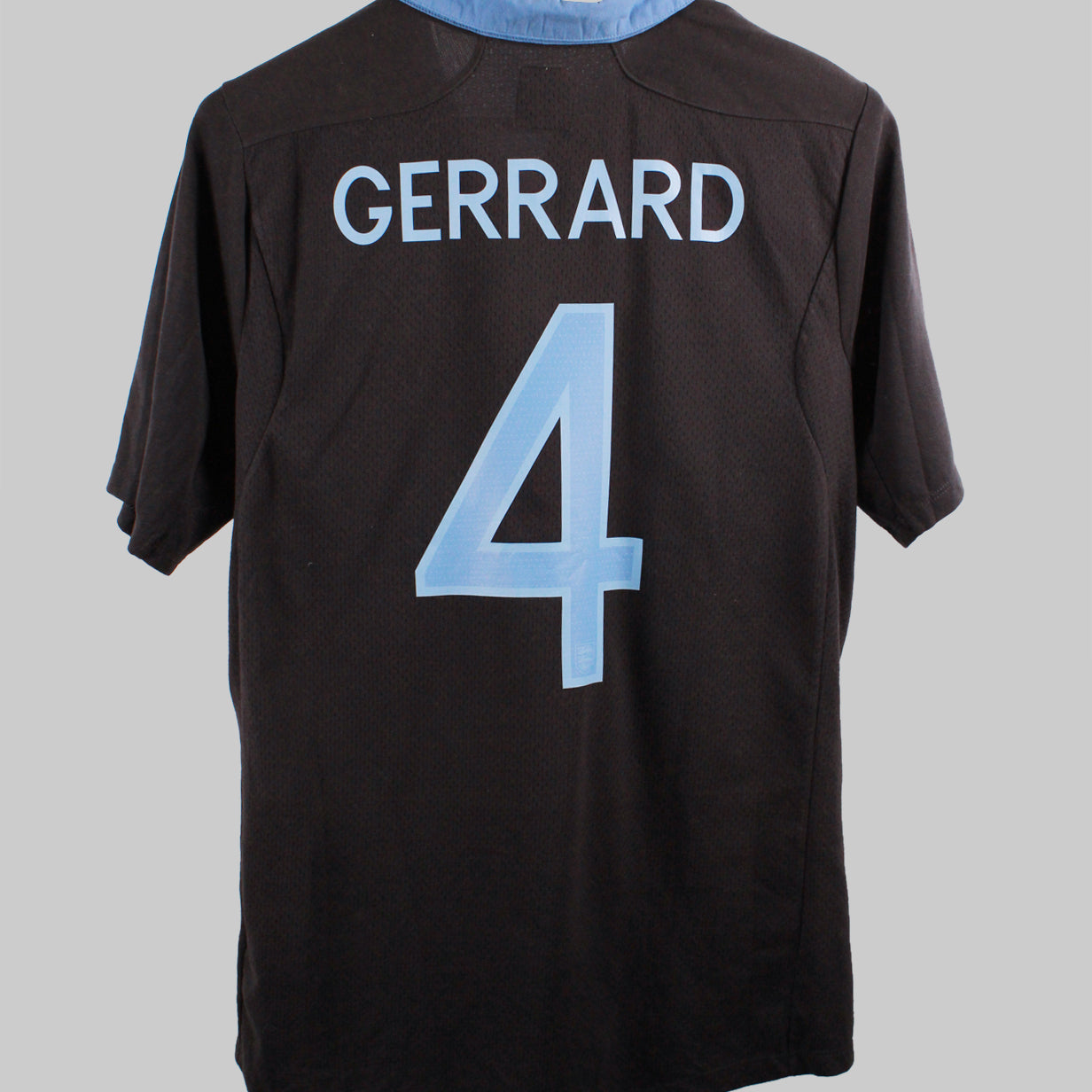 England 2011-12 Gerrard Away Kit (M)
