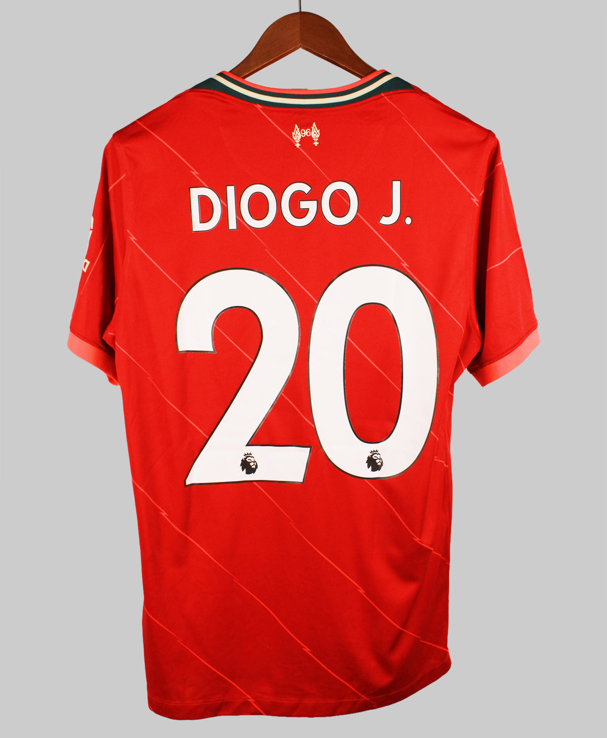 Liverpool 2021-22 Diogo J Home Kit (L)