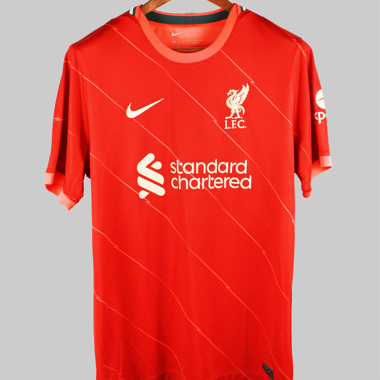 Liverpool 2021-22 Diogo J Home Kit (L)