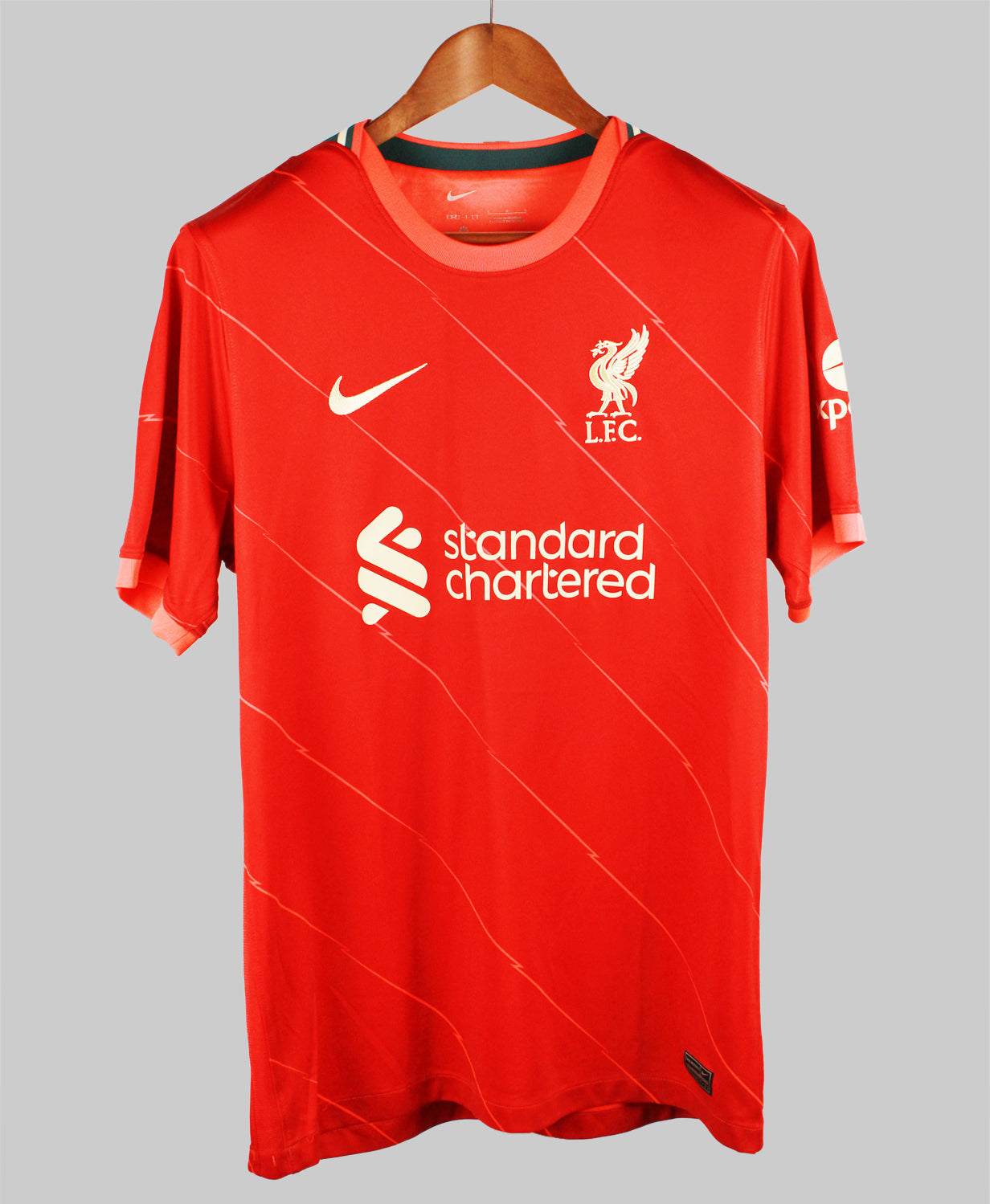 Liverpool 2021-22 Diogo J Home Kit (L)
