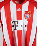Bayern Munich 2010-11 Robben Home Kit (M)