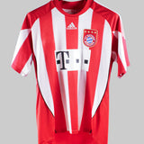 Bayern Munich 2010-11 Robben Home Kit (M)