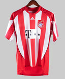 Bayern Munich 2010-11 Robben Home Kit (M)