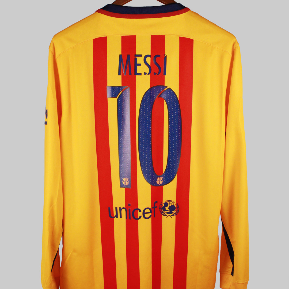 Barcelona 2015-16 Messi Away Long Sleeve Kit w/Tags (L)