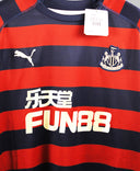 Newcastle 2018-19 Almiron Away jersey
