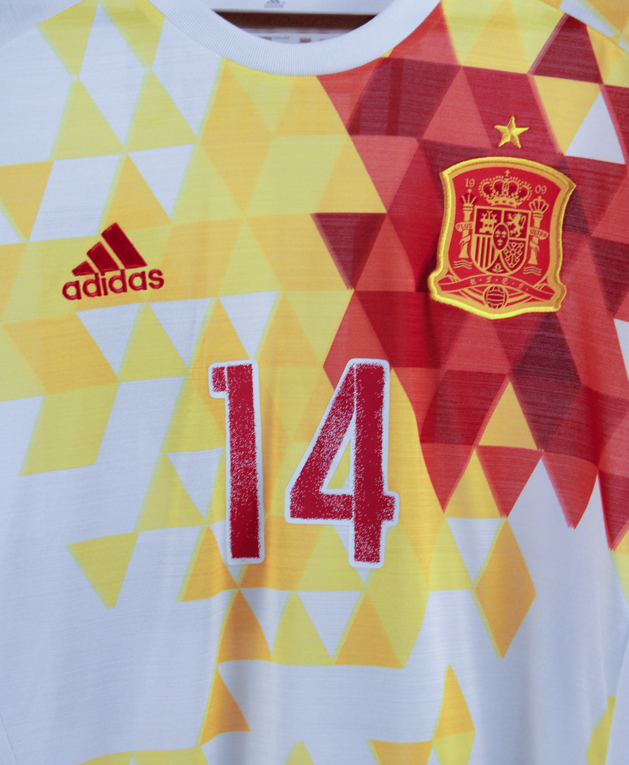Spain 2016-17 Thiago Away Kit