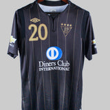 Universidad Católica de Chile 2011 Vera Home Player Kit (L)