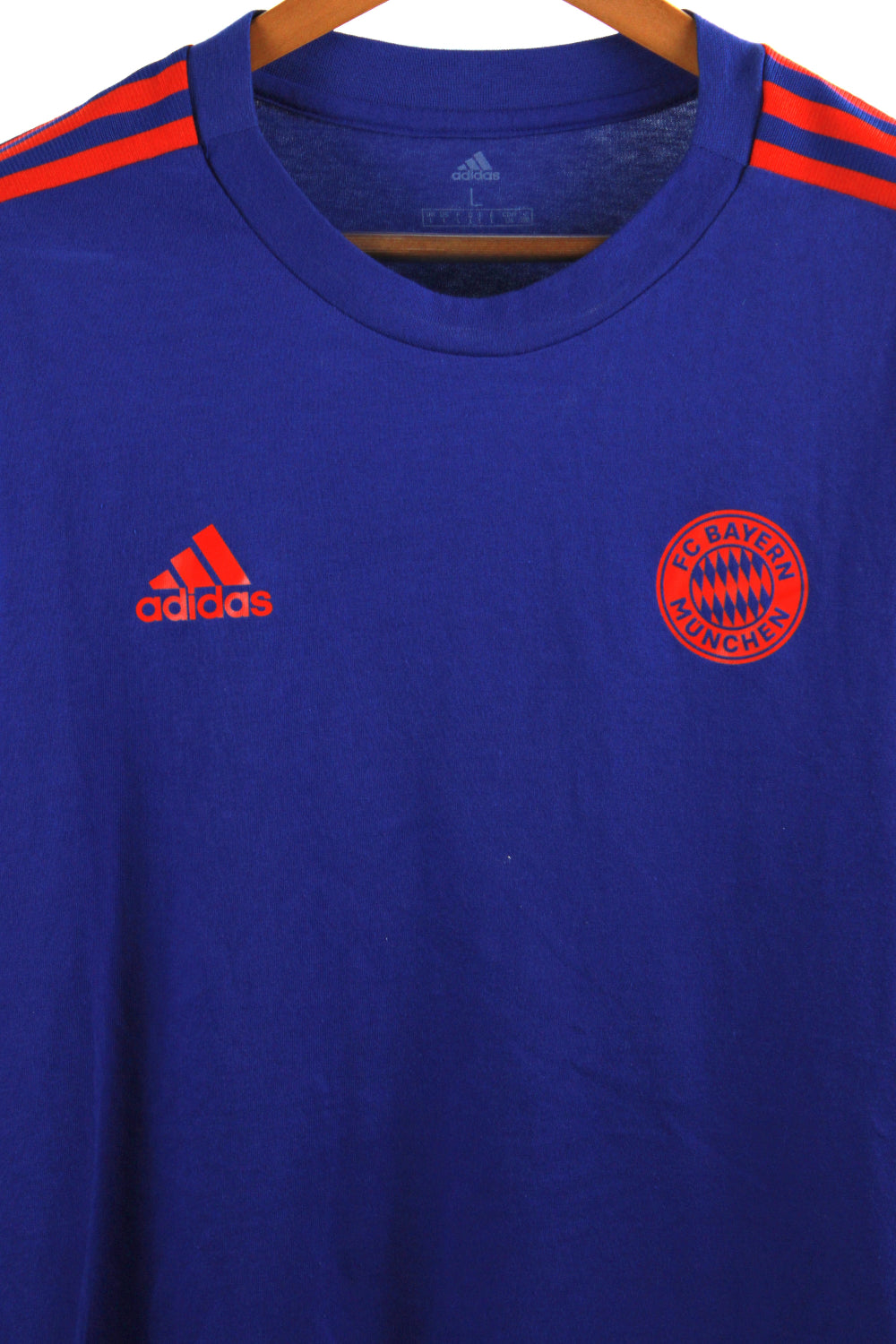 Bayern Munich 2021-22  Training Second Jersey Kit (L)