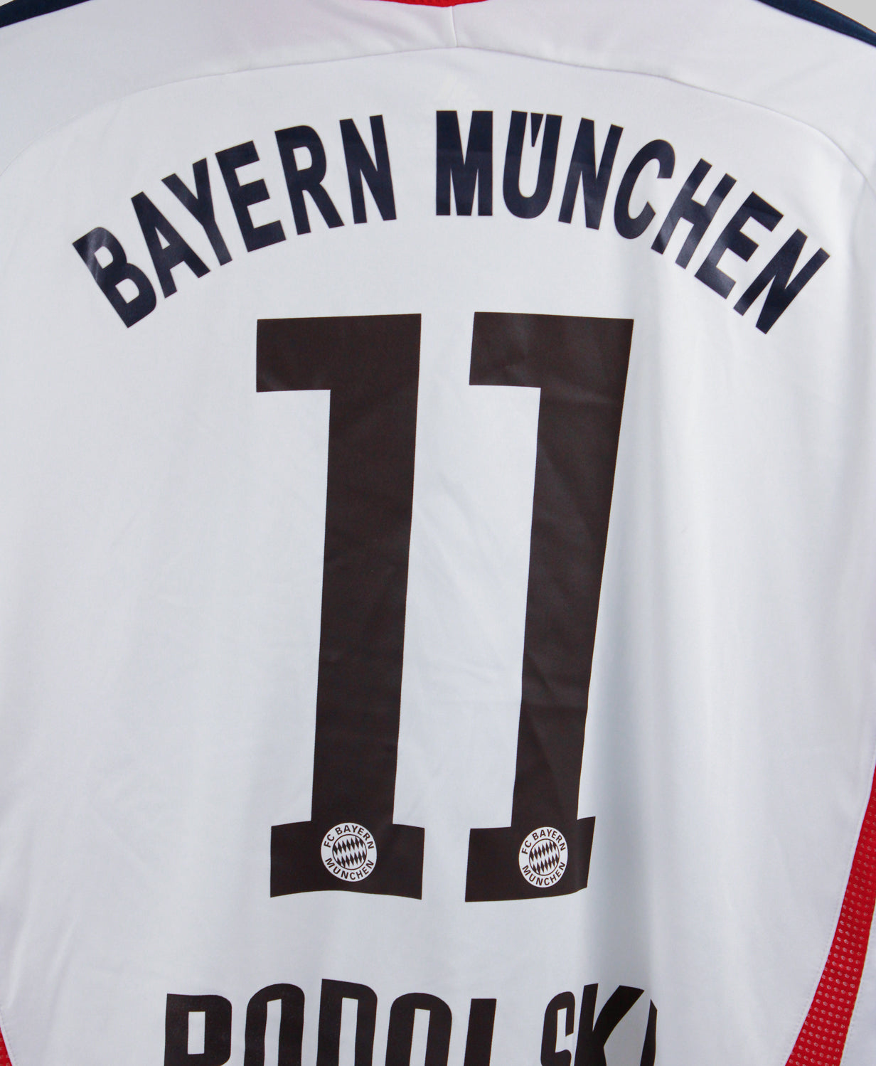 Bayern Munich 2006-07 Podolski Away Kit (XL)