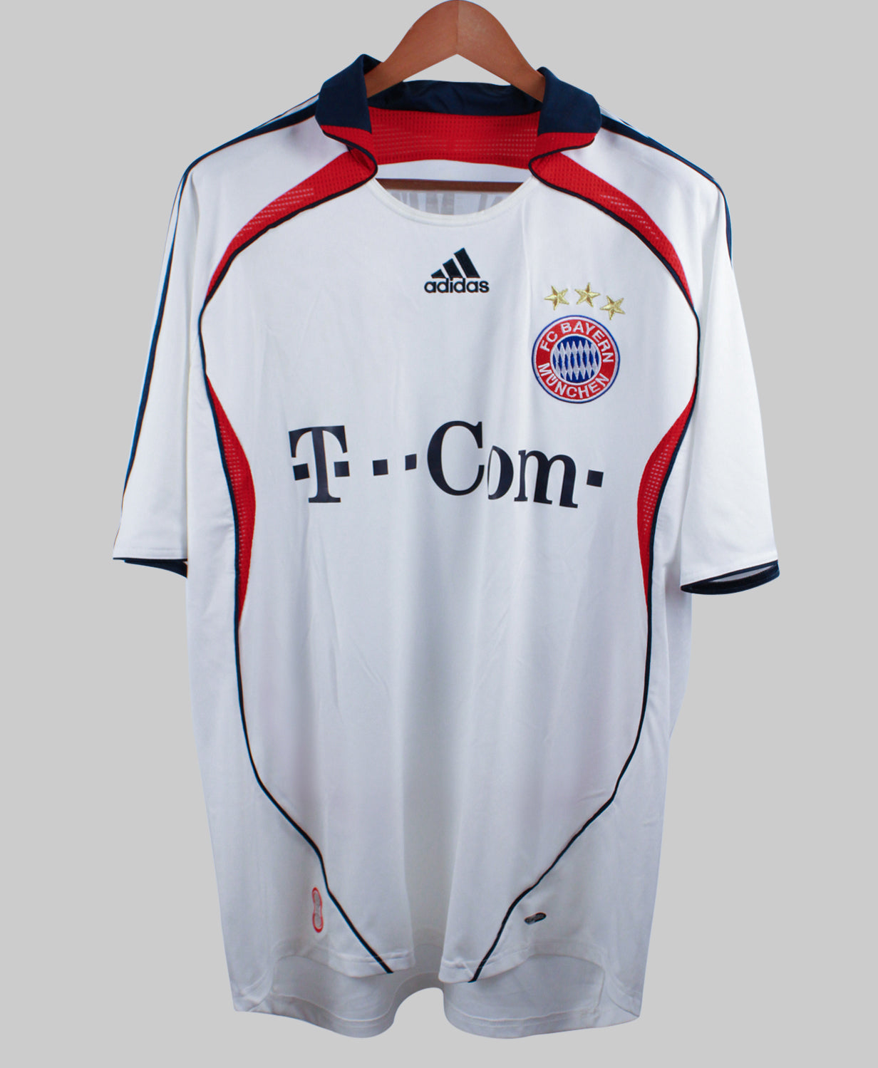 Bayern Munich 2006-07 Podolski Away Kit (XL)