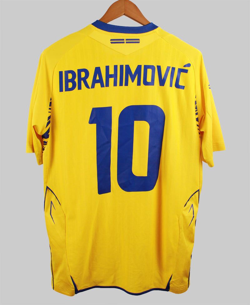Sweden 2008-09 Ibrahimovic Home Kit  (L)