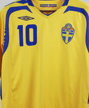 Sweden 2008-09 Ibrahimovic Home Kit  (L)