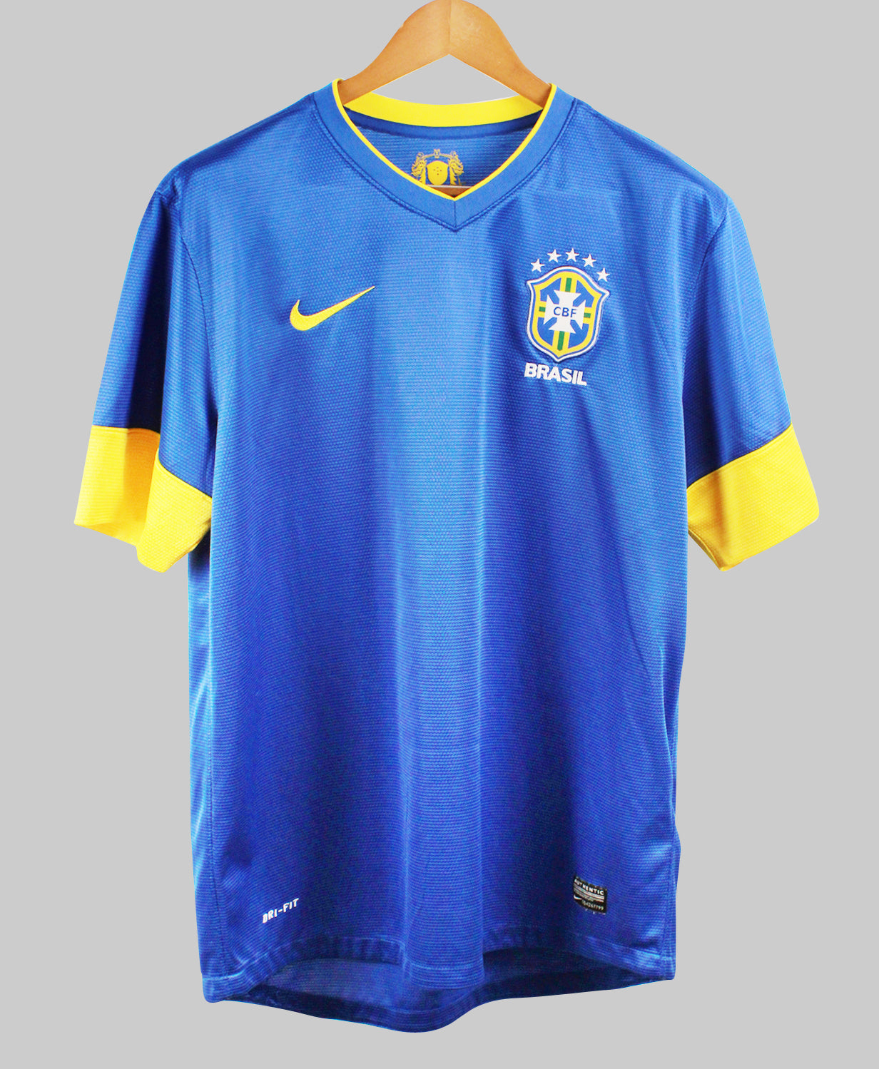 Brazil 2012 Away Kit (L)