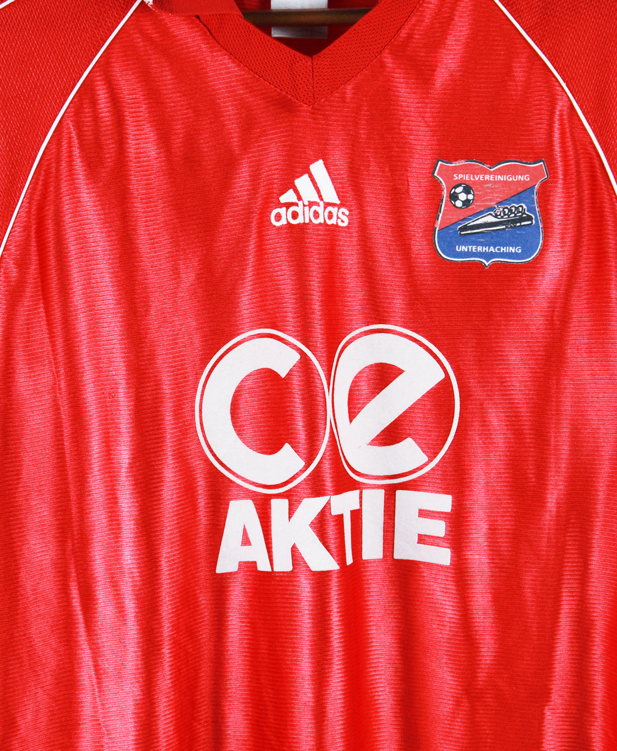 SpVgg Unterhaching 1999-00 Home Kit (M)