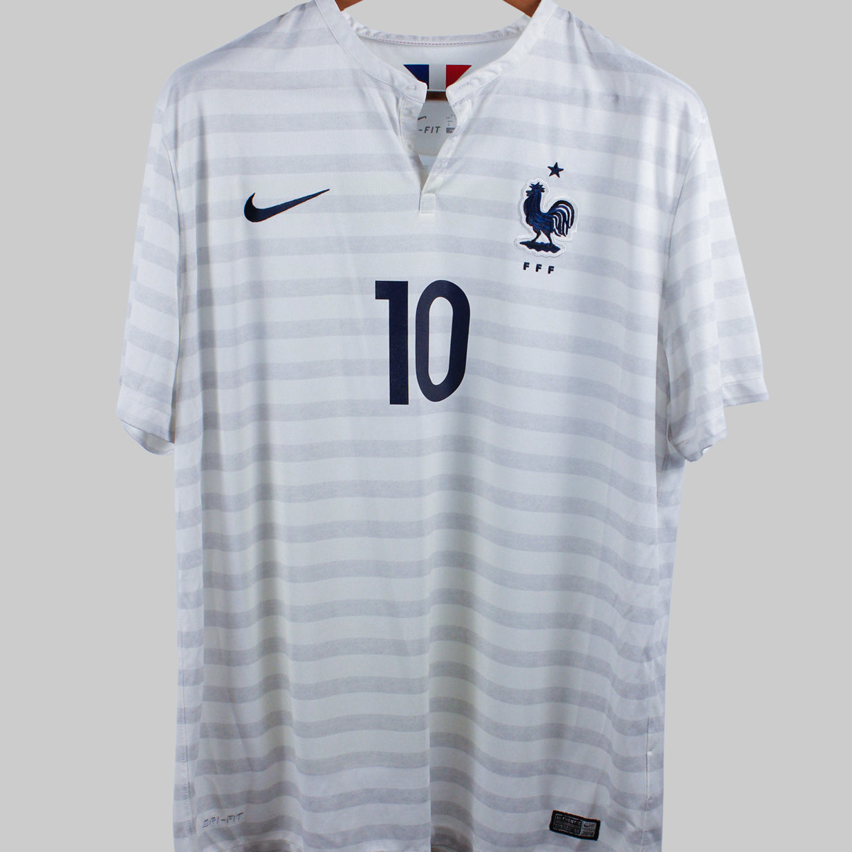 France 2014 Benzema Away jersey