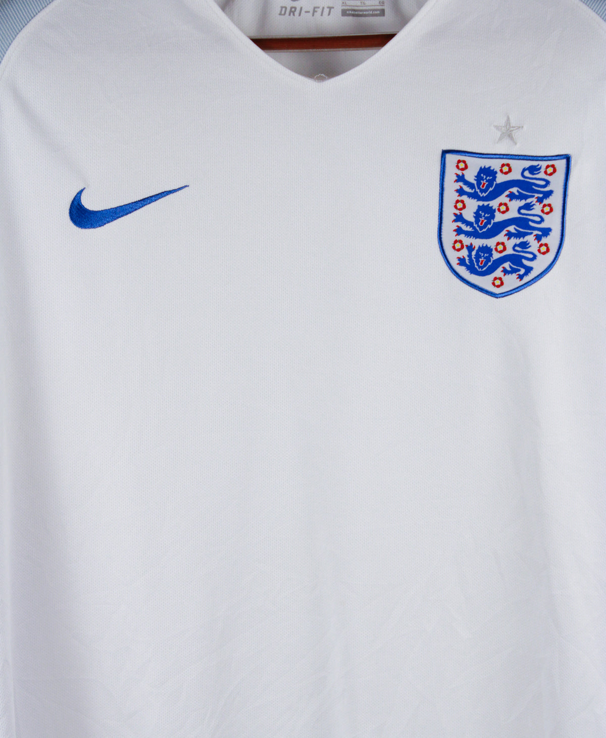 England 2016-17 Home Kit (XL)