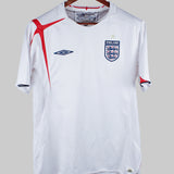 England 2005-06 Home Kit (L)
