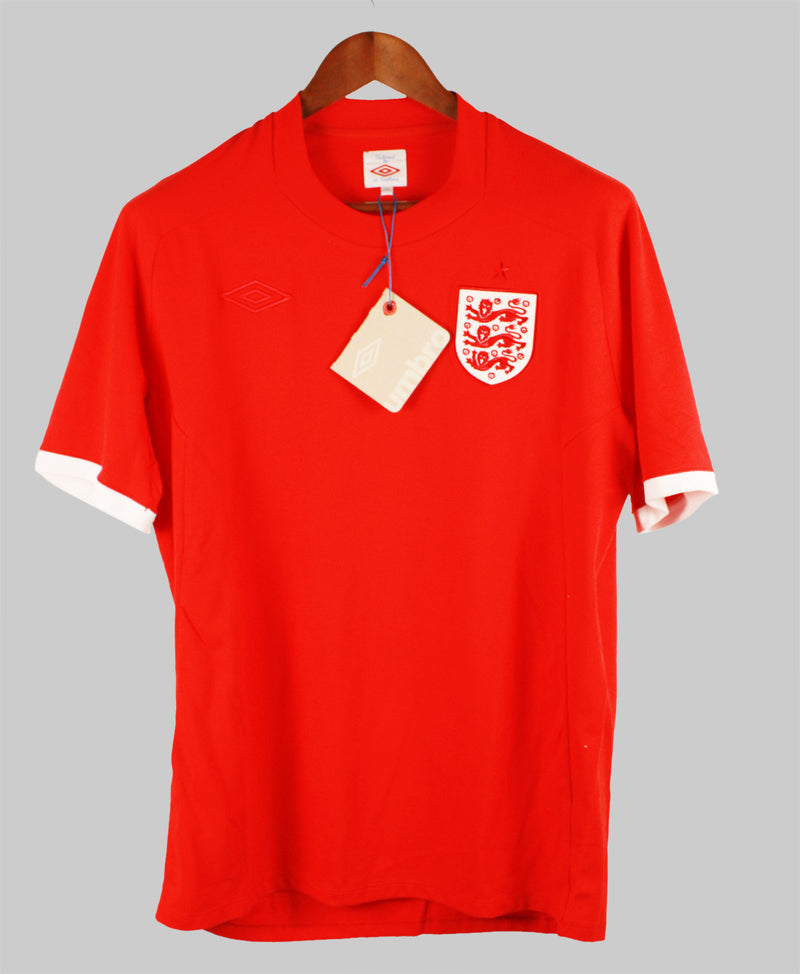 England 2010-11 Away Kit w/Tags (L)