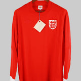 England 2010-11 Long Sleeve Away Kit w/Tags (L)