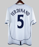 England 2002-03 Ferdinand Home Kit (L)