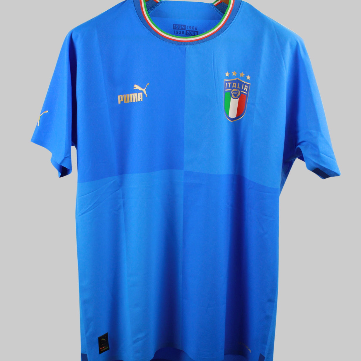 Italy 2022 Player Issue Home Kit (M)