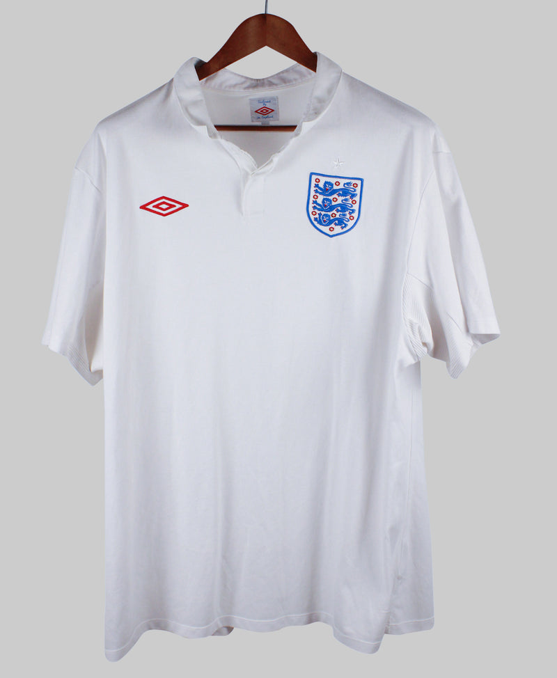 England 2010-11 Home Kit (2XL)