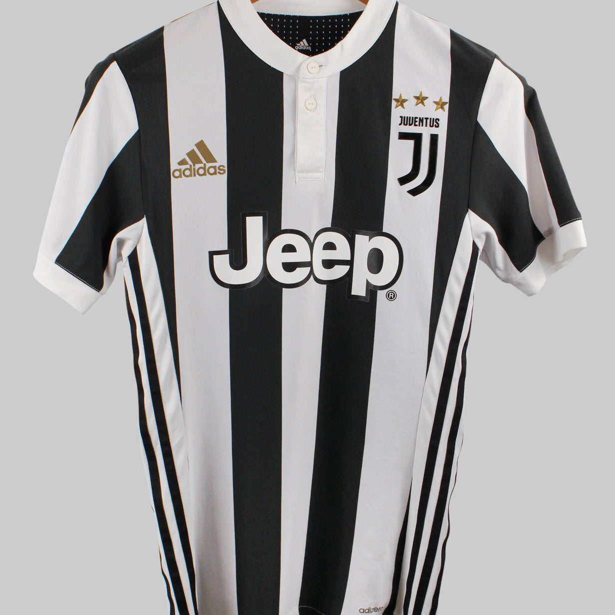 Juventus 2017-18 Higuain Player Issue Home Kit (S)