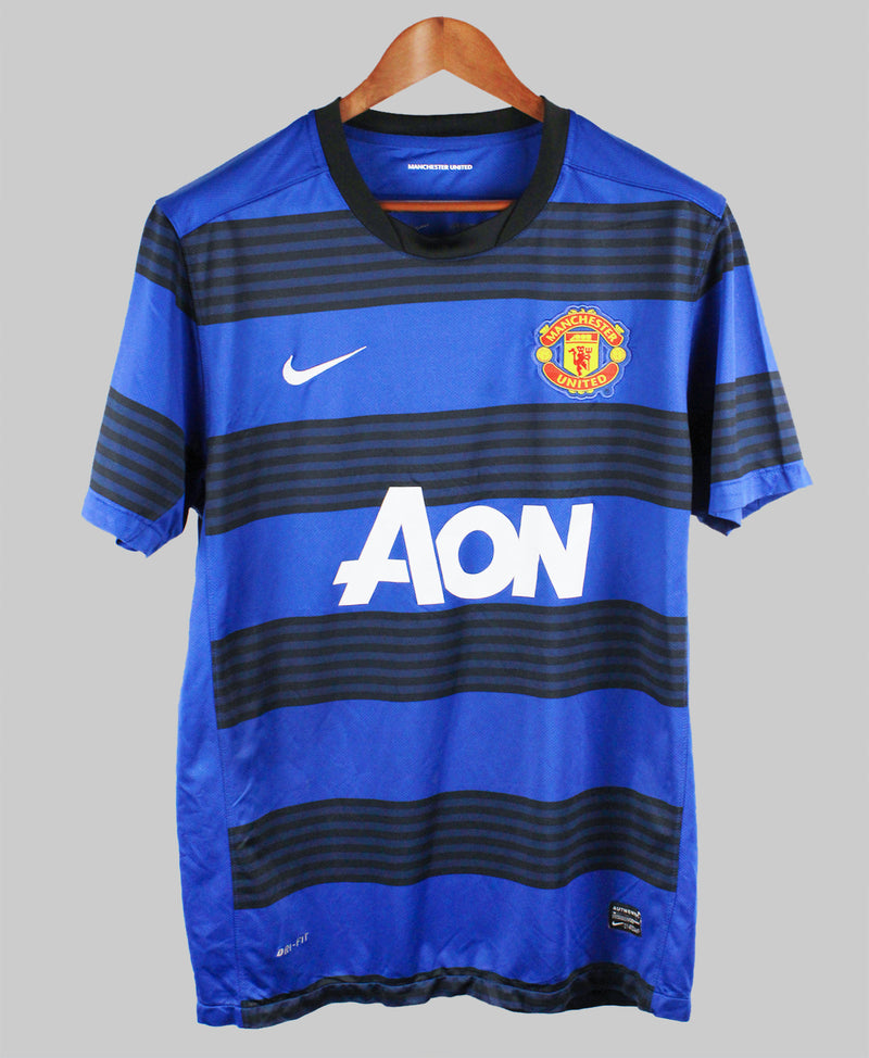 Manchester United 2011-12 Away Kit (L)