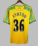 Norwich City 2004-05 Ashton Home Kit (M)