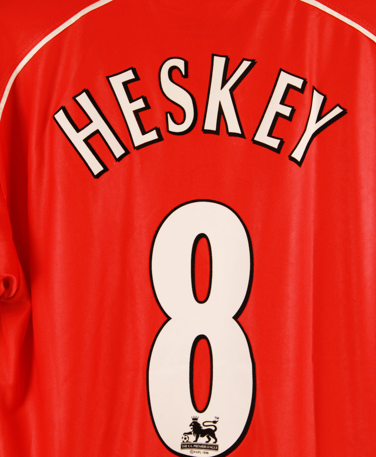 Liverpool 2000-01 Heskey Home Kit (M)