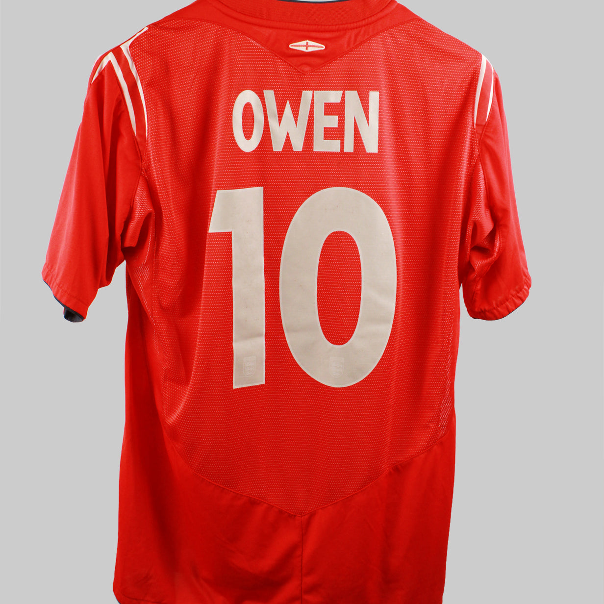 England 2004-05 Owen Away Kit (L)