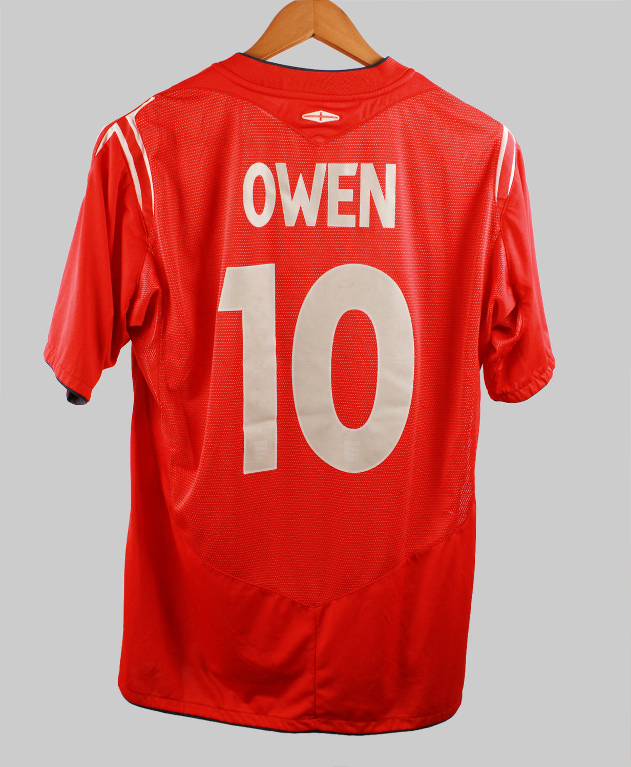 England 2004-05 Owen Away Kit (L)
