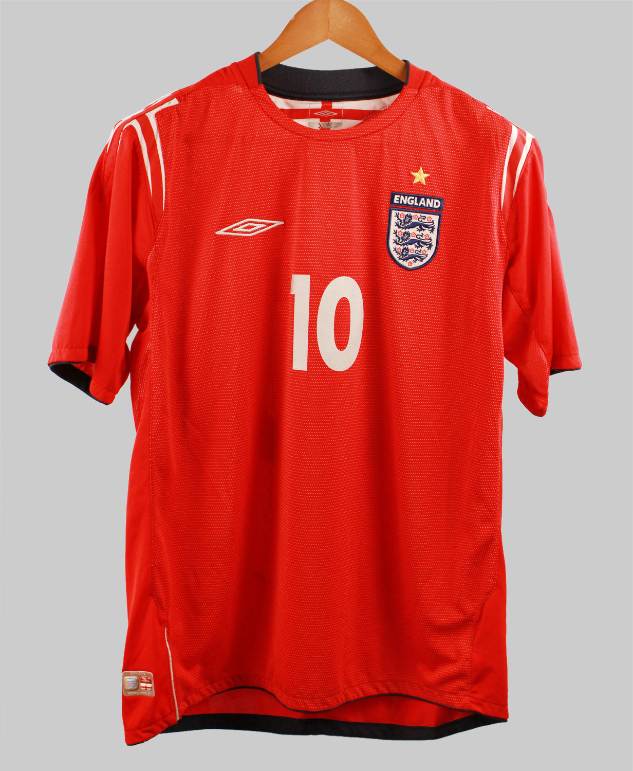 England 2004-05 Owen Away Kit (L)