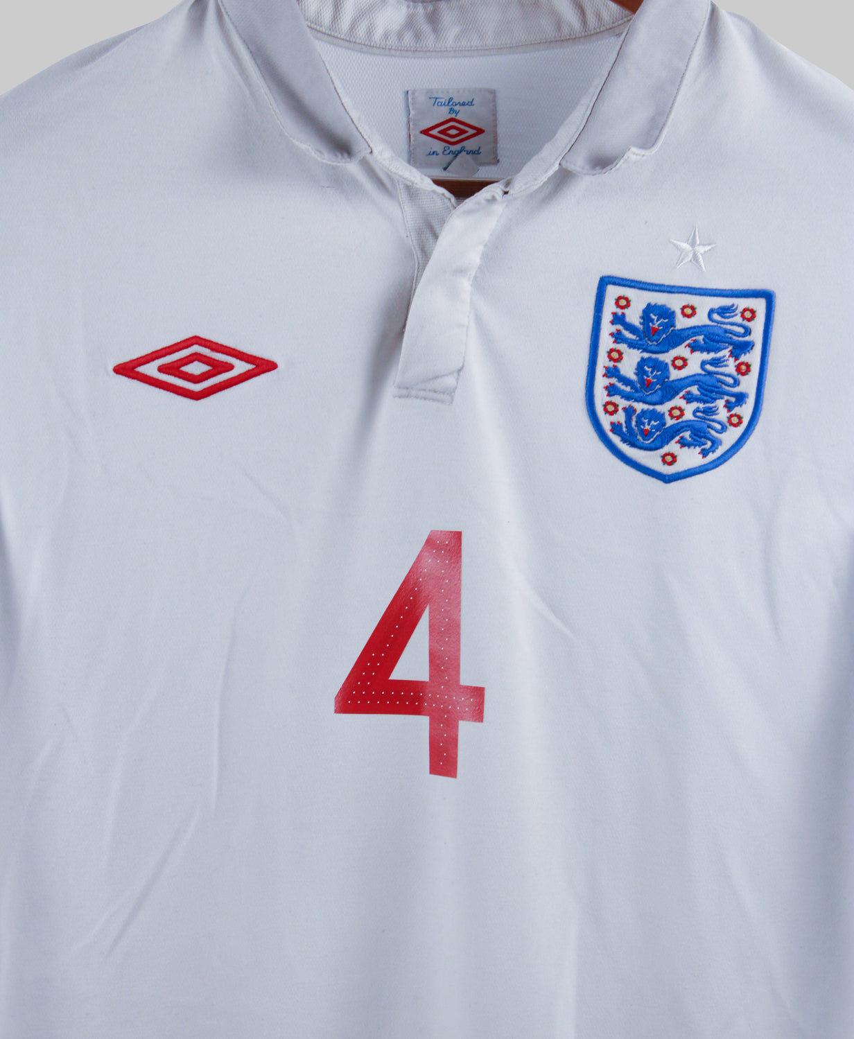 England 2010-11 Gerrard Home Kit (M)