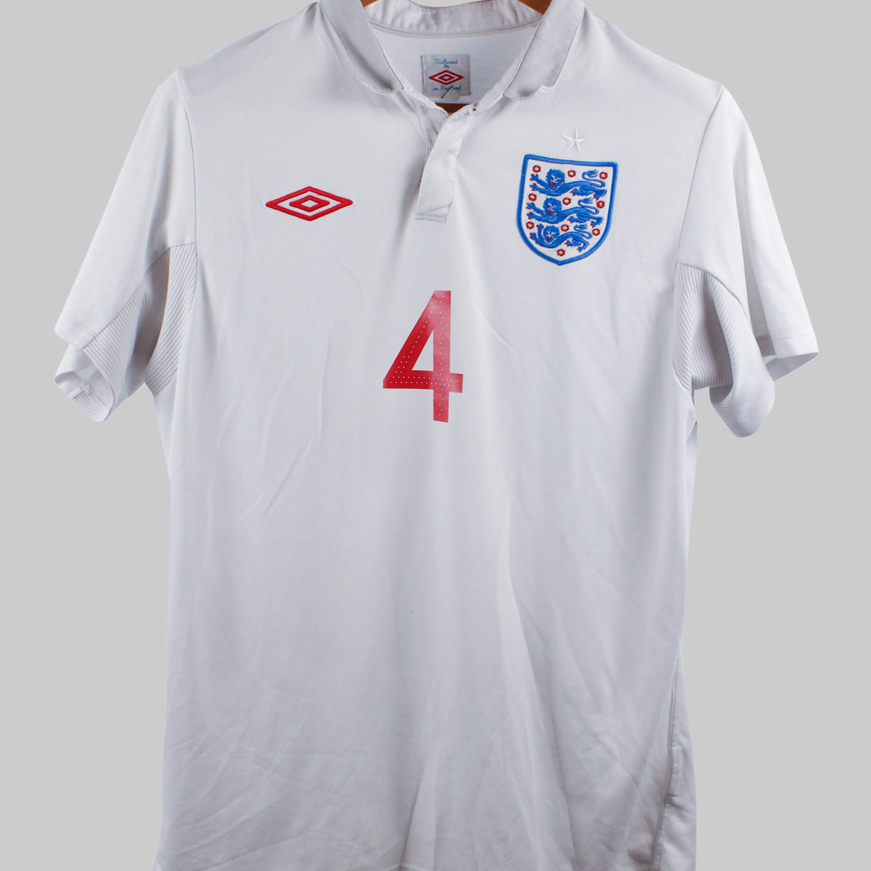 England 2010-11 Gerrard Home Kit (M)