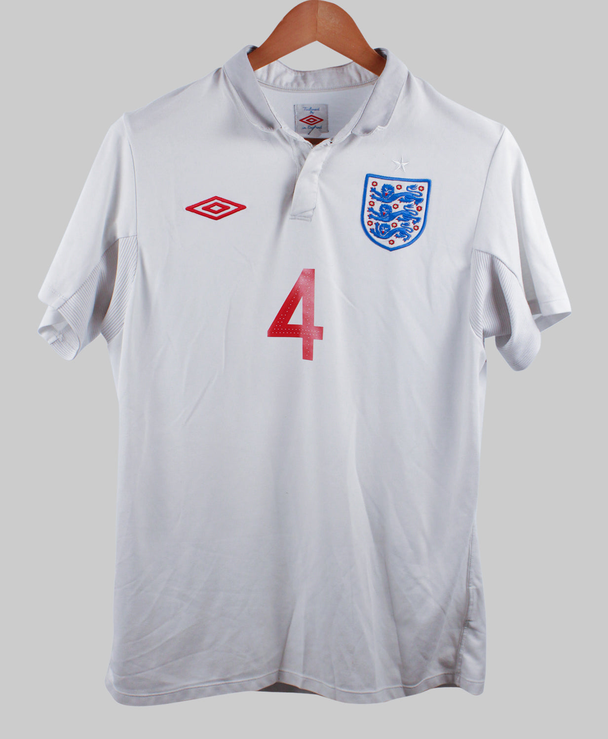 England 2010-11 Gerrard Home Kit (M)